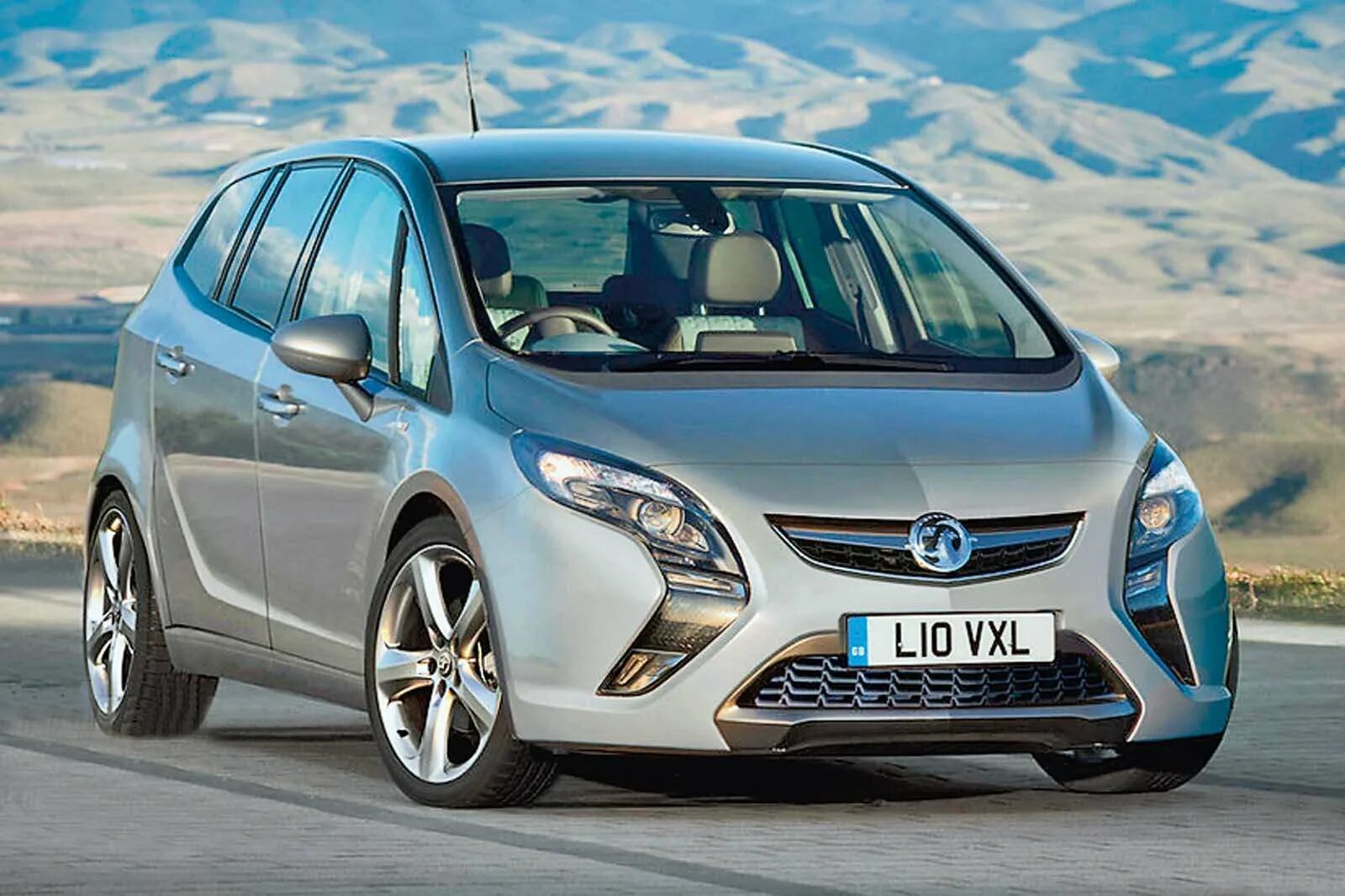 Опель Зафира Турер. Опель Зафира Турер 2020. Opel Zafira c. Opel Zafira Tourer c (p12).