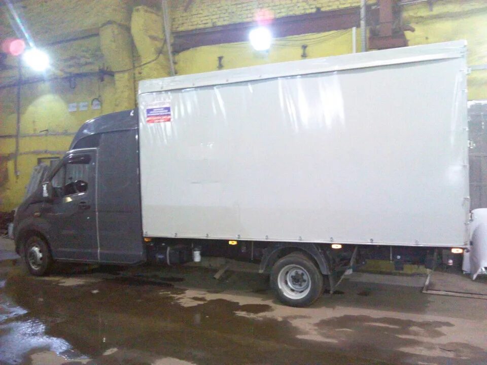 Газель некст 6 метров автомаш. Картинки газели рефрижератор нэкст несколько машин. Газель с кузовом автомаш. Автомаш газель. Автомаш газель.