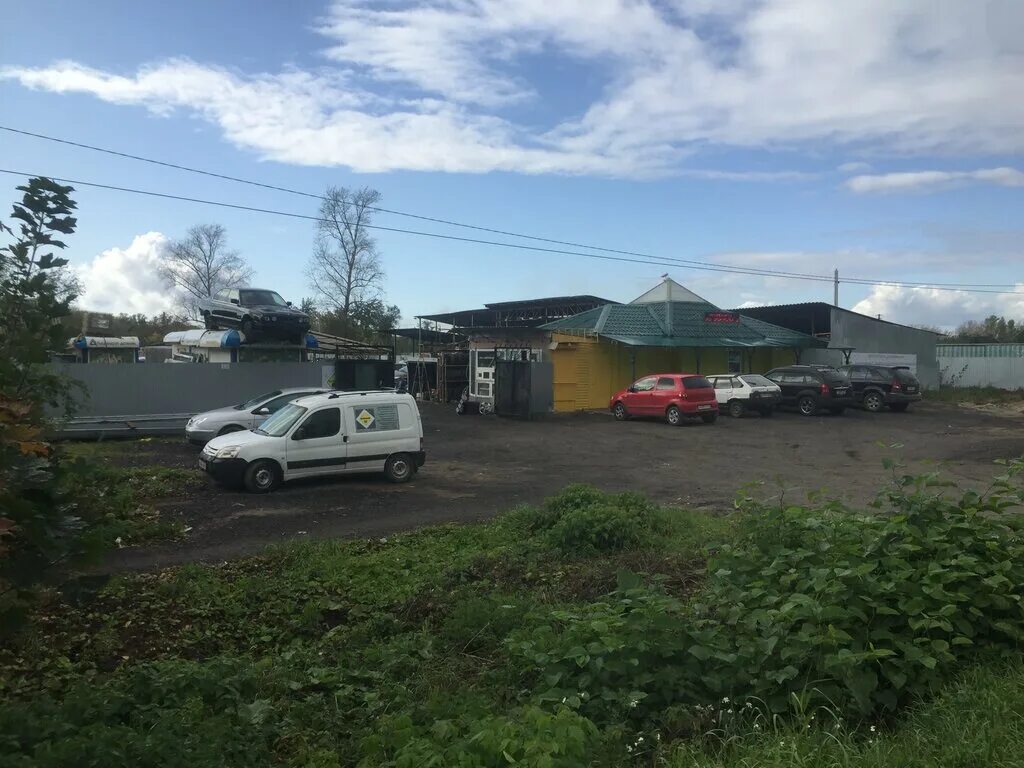 авторазбор склад. стеллажи для авторазбора. авторазбор в россии. проезд яблочкова 5 в рязань. авторазбор.