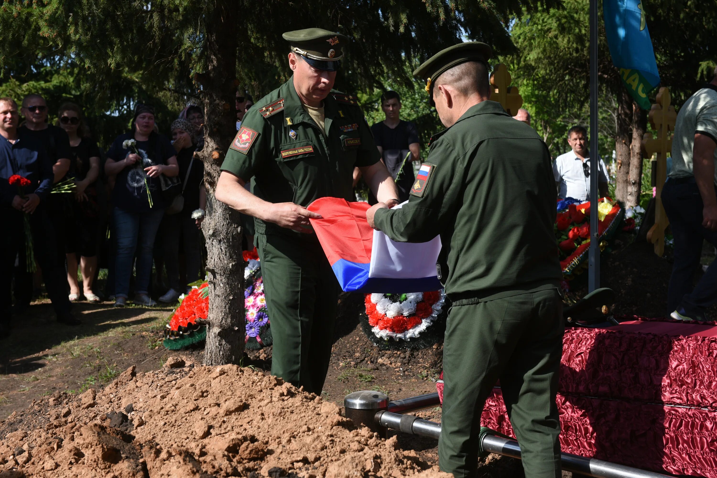 Похороны российских военных. Прощание с героем России. Похороны погибших в спецоперации.