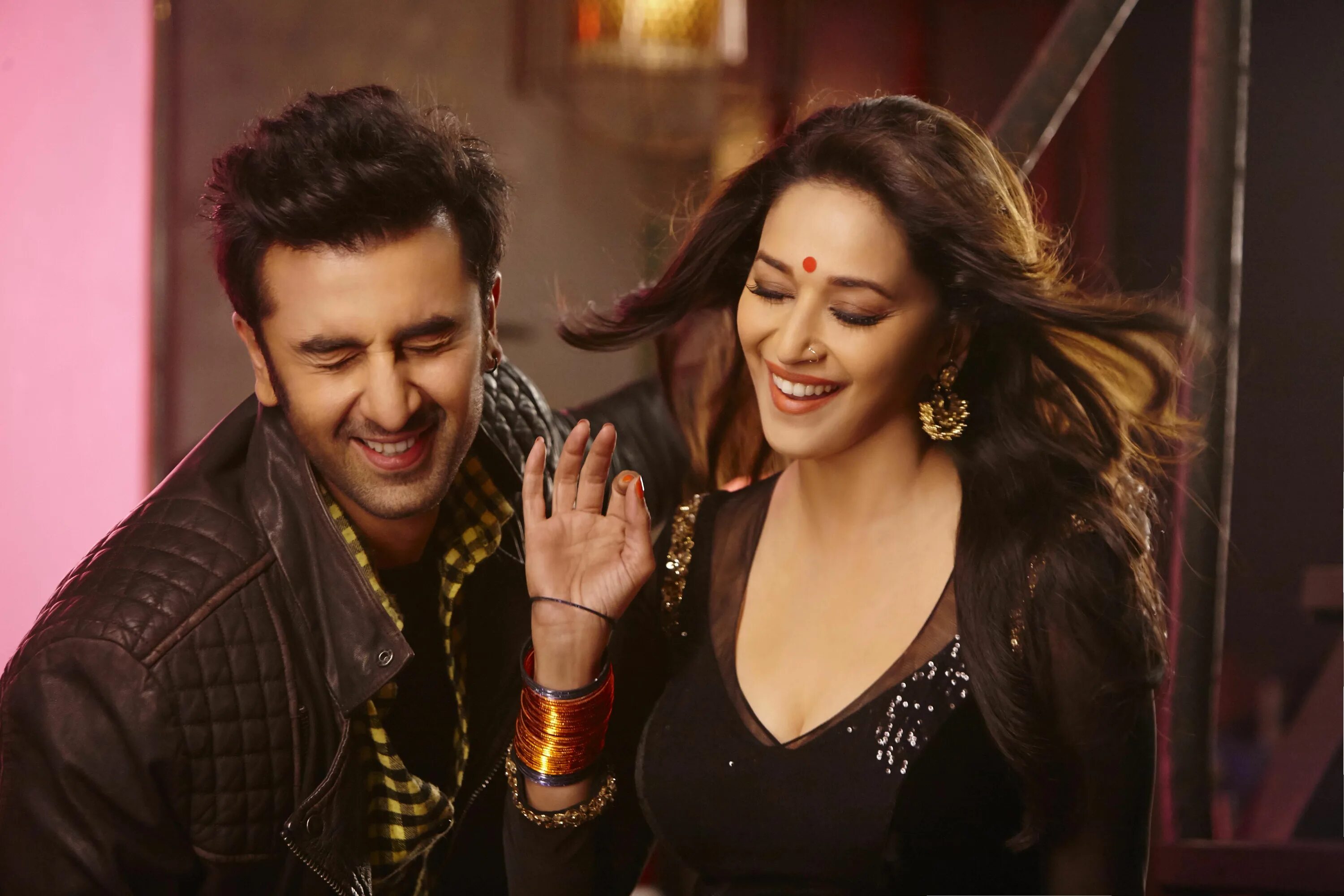 Yeh Jawaani Hai Deewani. Yeh Jawaani Hai Deewani (2013). Ghagra Yeh Jawaani. Сумасшедшая молодежь.