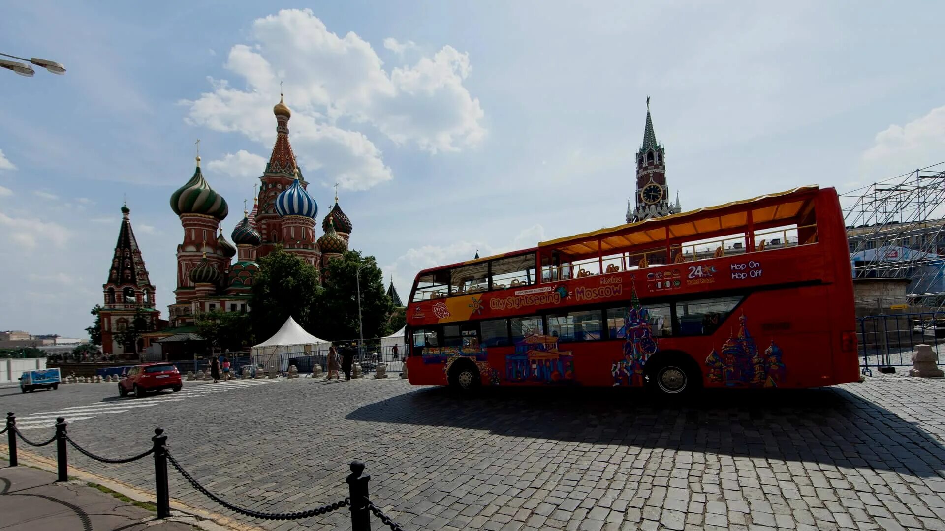 Автобус City Sightseeing Москва. Hop on Hop off Москва. Автобус City Sightseeing Russia. Sightseeing Tour по Москве.