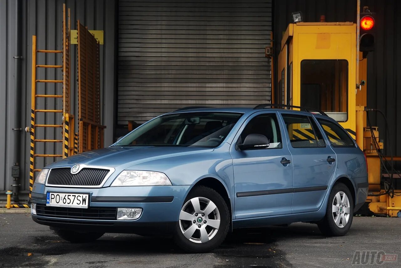 Skoda Octavia Tour. Skoda Octavia Tour 2. Skoda Octavia Tour 1.6. Купить октавию тур бу