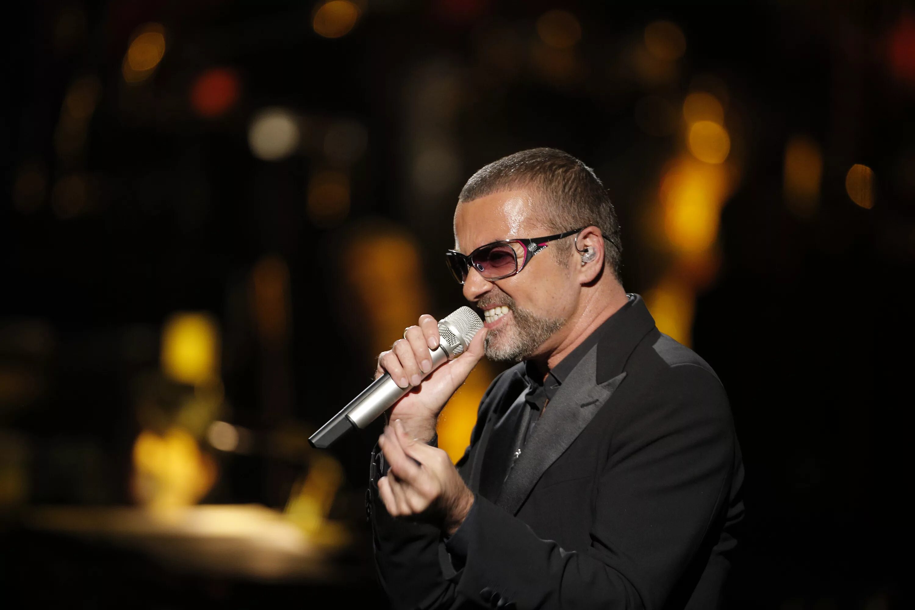 George michael going. George michael. george michael молодой.