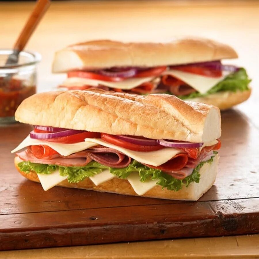 Сэндвич. Сэндвичи для пикника. Бутерброды на пикник. Sub бутерброды. Сэндвичи играть