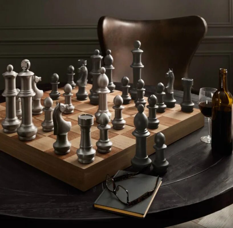 Металлические шахматы. Шахматы баннер. Шахматы philippi. Chess home. Дизайнерские шахматы.