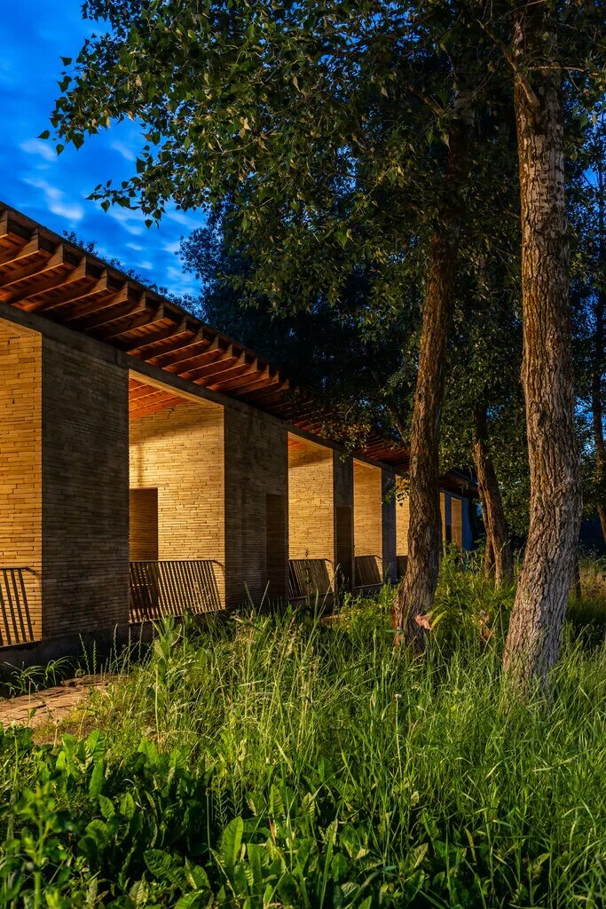 Гостиничный комплекс стародонье константиновск ростовская область. Холидей парк стародонье. Отель стародонье константиновск. Холидей парк стародонье. Стародонье база отдыха ростовская.