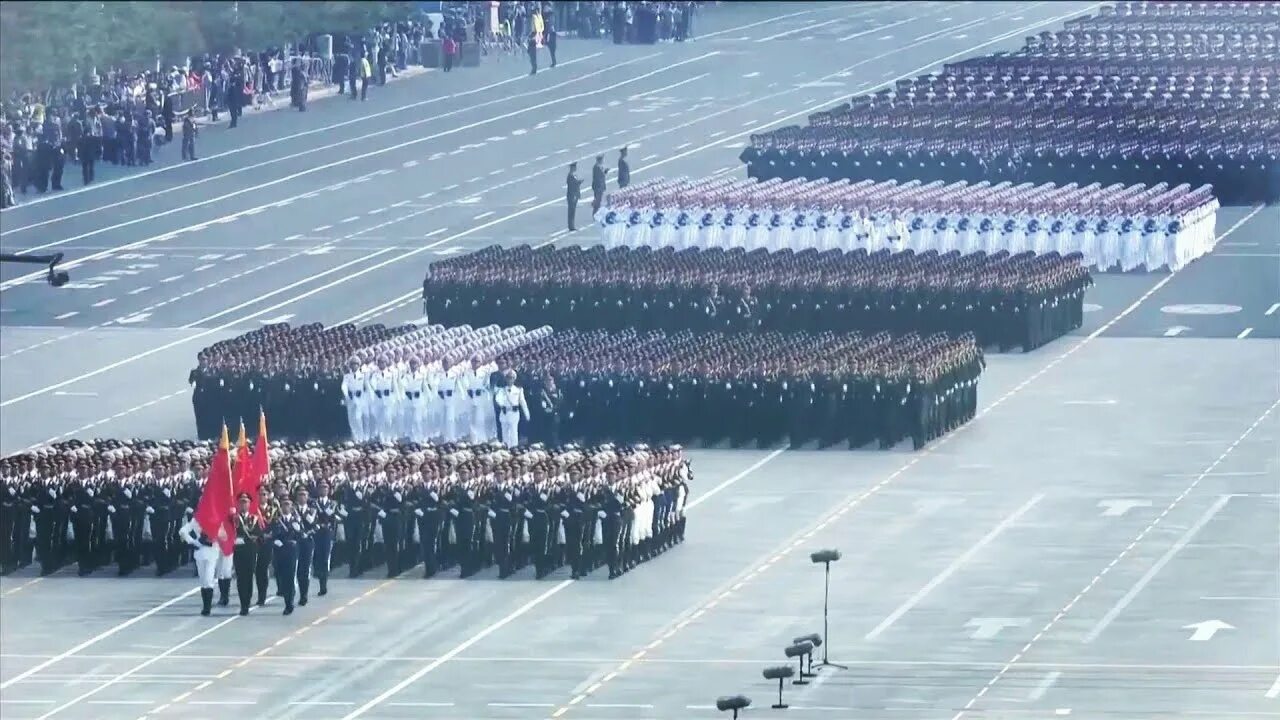 Катюша на китайском параде. Военный парад в честь 70-летия КНР. Парад в Китае в честь 70 летия КНР. Военный парад в Китае 2021. Китайский военный парад 2019.
