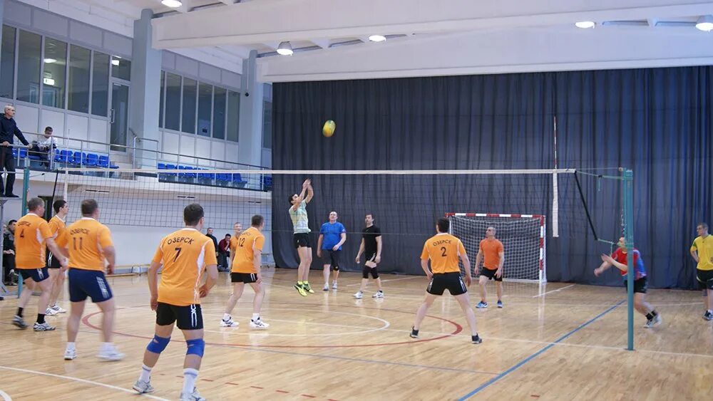 Всероссийские игры по мини футболу в калининграде. Озерск спортивный. Озерск спорт. Мбоу елесина челябинск гто. Стритбол в школах озерска.