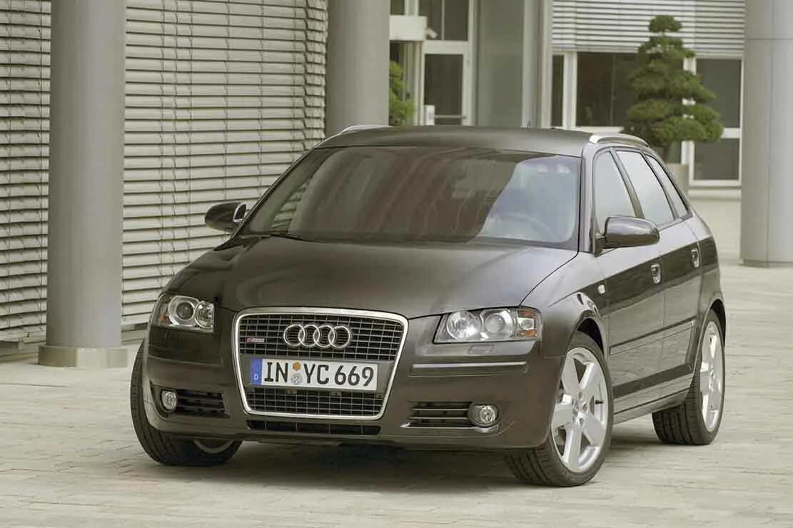 Audi 03. Audi a3 s line 2007. Audi a3 8p 2006. Ауди а3 2008 1.6. Audi a3 8p 2005.
