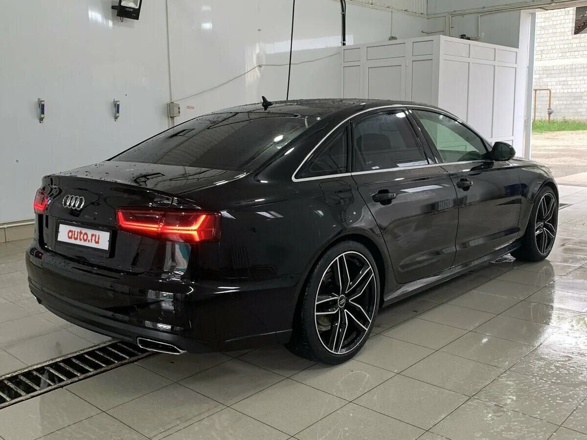 А6 с7 отзывы. Ауди а6 с7 Рестайлинг черная. Audi a6 c7 черная. Audi a6 c7 черная антихром. Ауди а6 2015 черная.