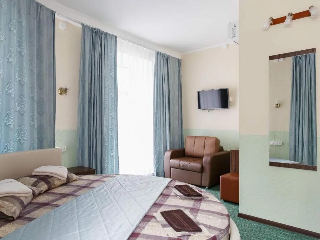 Алмаз отель гостиница казани. Отель алмаз казань фото. Алмаз хостел казань. Отель алмаз казань. Гостиница алмаз в казани фото.