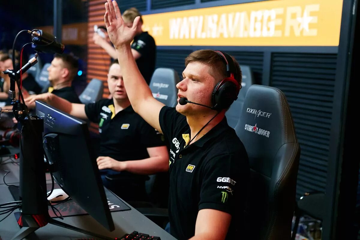 Simple navi. S1mple 2021. Симпл КИБЕРСПОРТСМЕН. Киберспорт Navi s1mple.