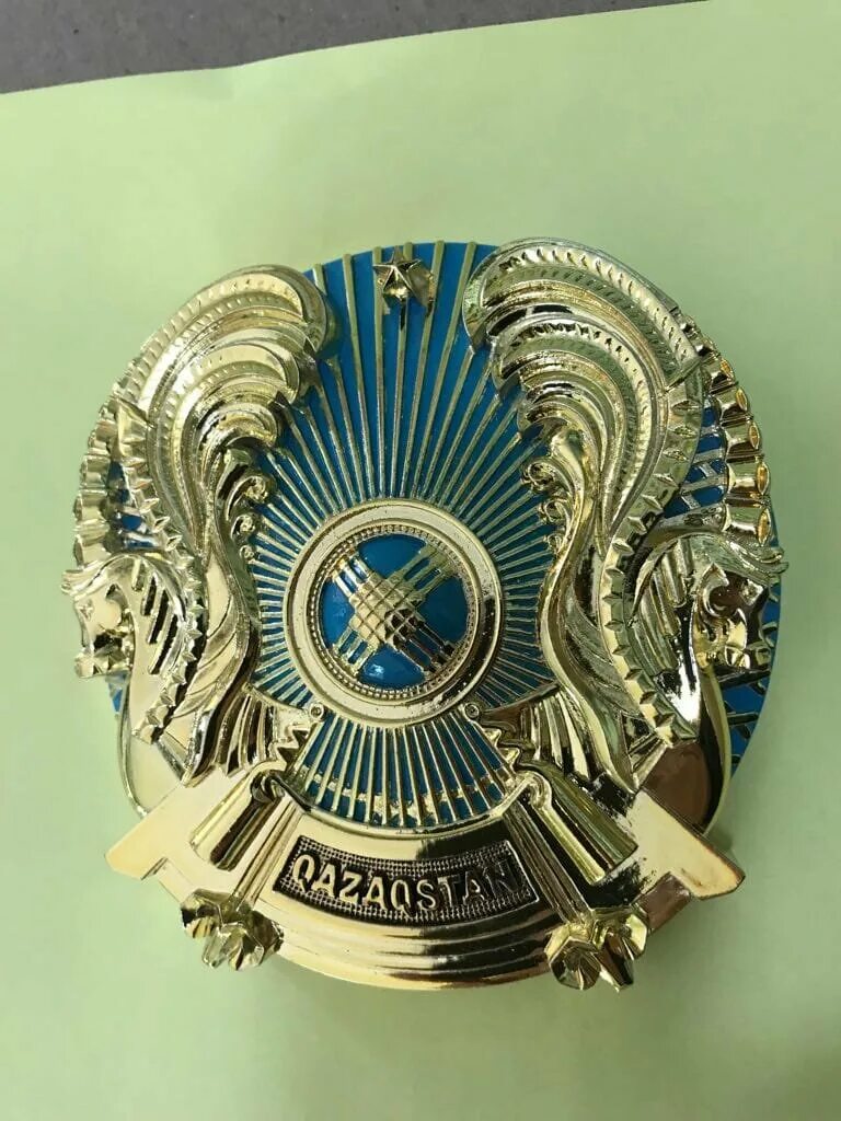Новый герб казахстана фото. Герб РК. Гос символы Казахстана. Народные символы Казахстана.