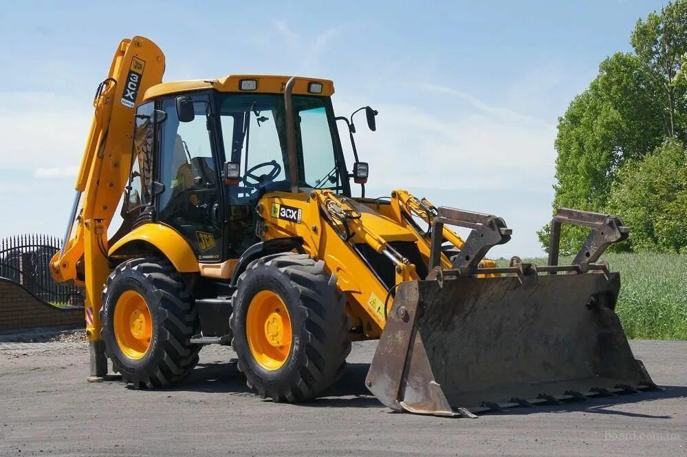 Взять в аренду экскаватор погрузчик. Трактор JCB 3cx. Экскаватор-погрузчик JCB 3cx. Погрузчик JCB 3cx. Трактор JCB 3cx super.