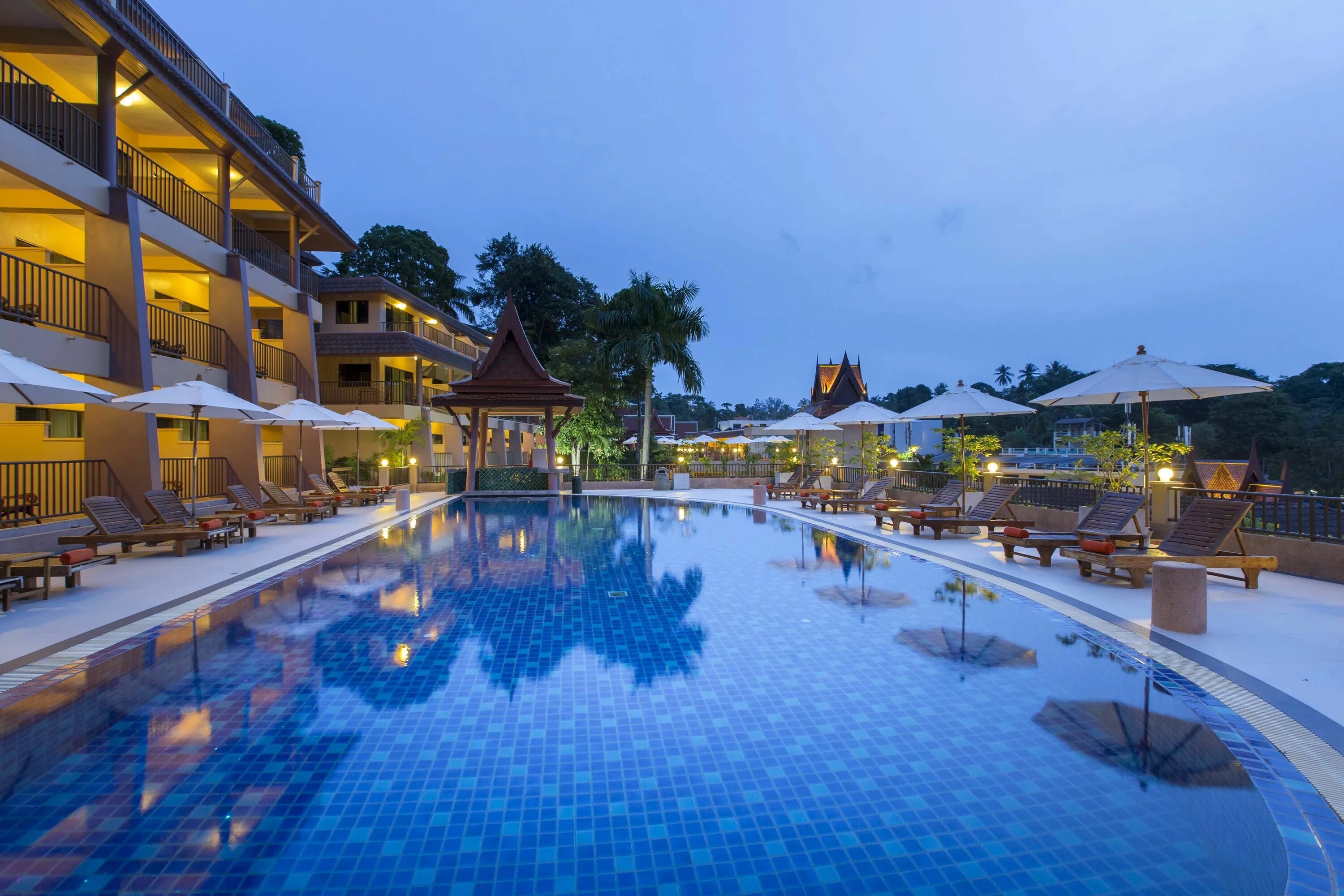 Kata road. Пхукет отель kata poolside resort 3 звезды. Kata road. Таиланд ozo phuket 4* (ката) ката. Клаб мед пхукет.