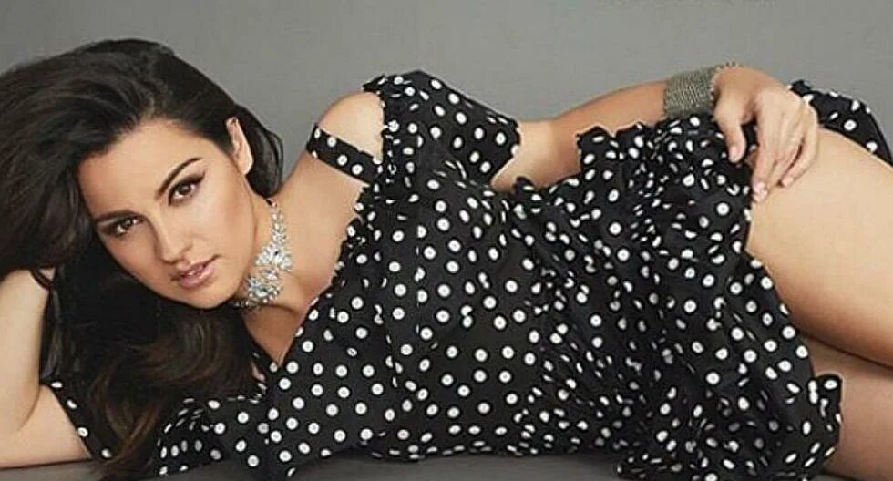 Hackean cuenta de Twitter de Maite Perroni y publican sus fotos íntimas - YouTub