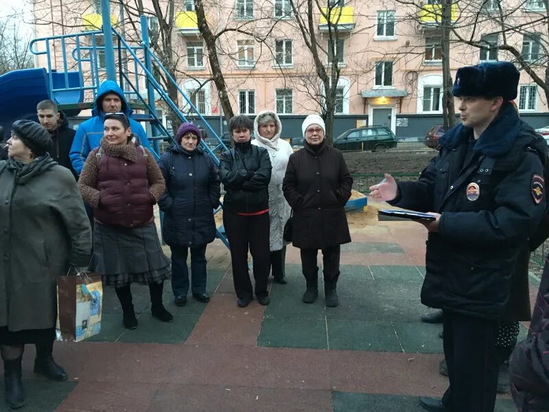 ОМВД по району Филевский парк. Начальник ОМВД Царицыно. Участковый района Филевский парк. ОВД по району Филёвский парк. По населению участковый