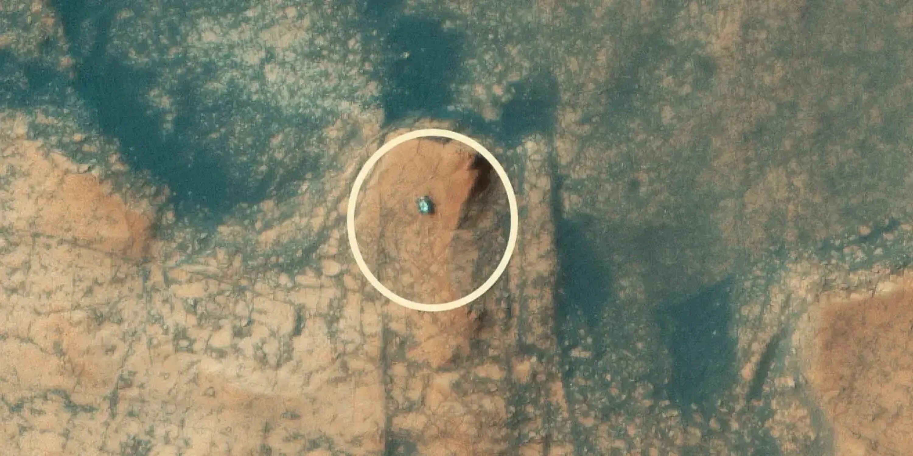 5 мая 2006. Марс Орбитер снимок Марса. Фото НАСА 05.09.2001. NASA фото 6 апреля. Снимок НАСА 23 н2005.