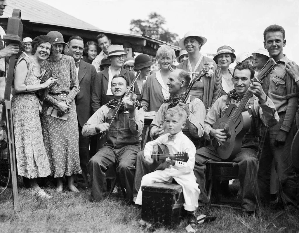 Старые семейные традиции