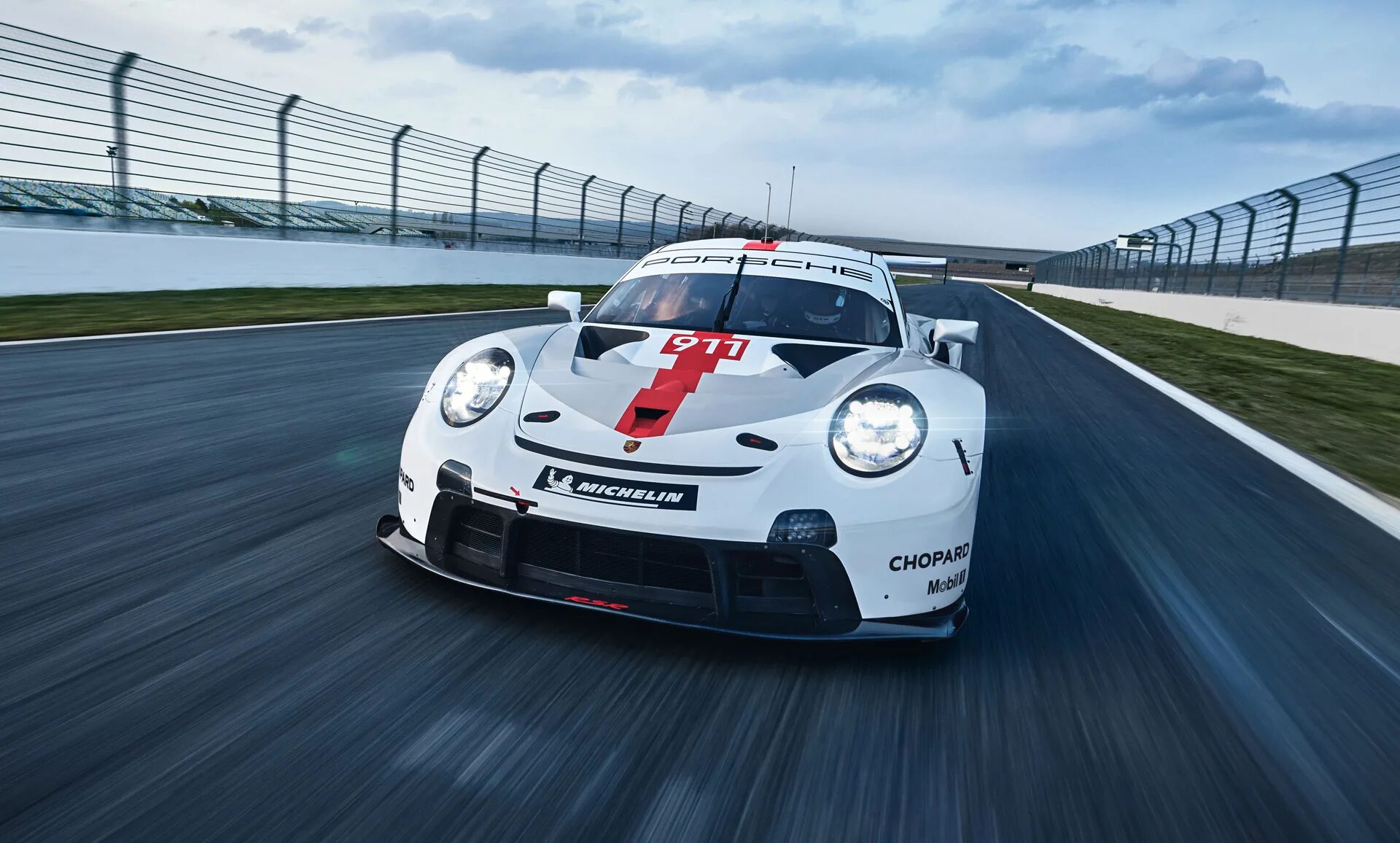 Porsche 911 RSR. Porsche 911 гоночная. Porsche 911 Lemans. Porsche 911 RSR 2019.