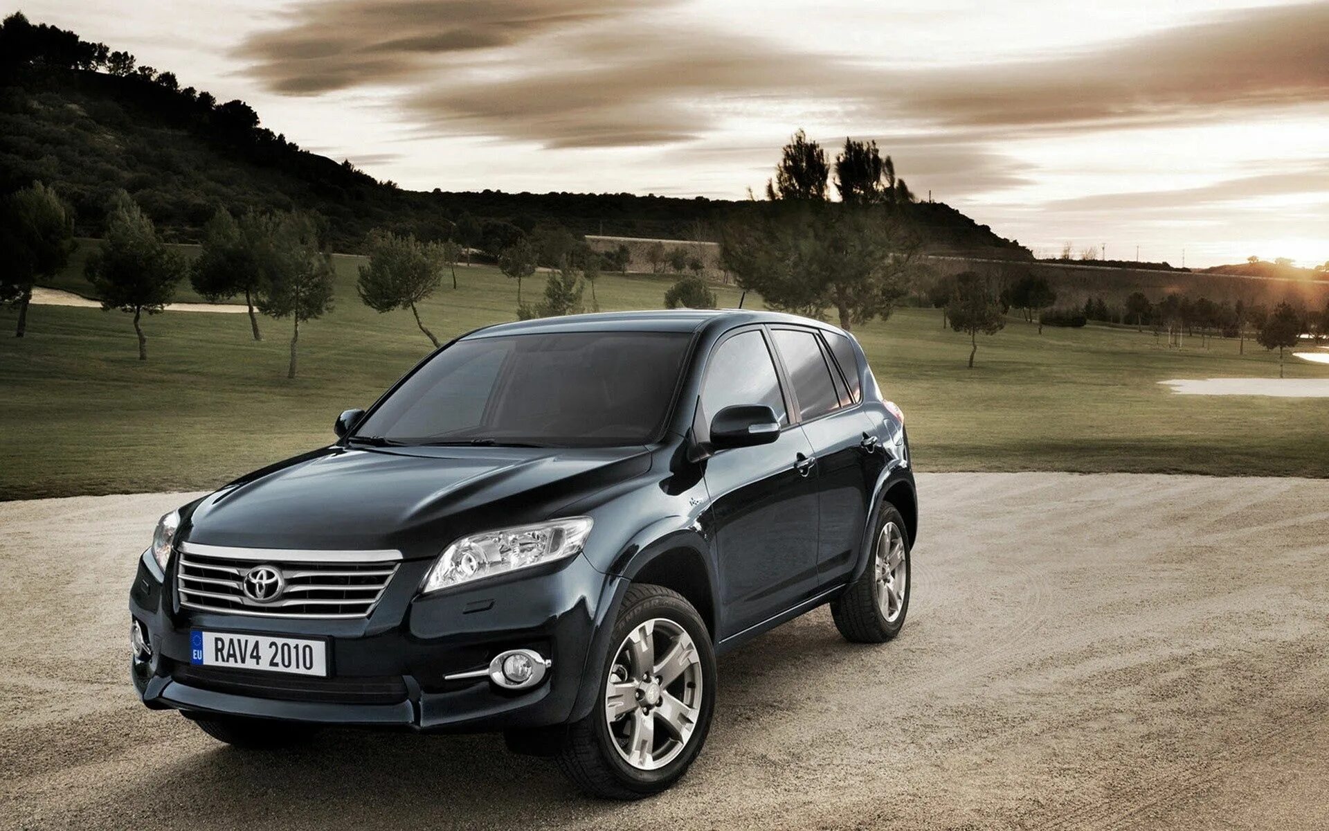 Бесплатные рав. Toyota rav4 2010. тойота рав 4 2011. toyota rav4 2011 черный. тойота рав 4 черный 2010.