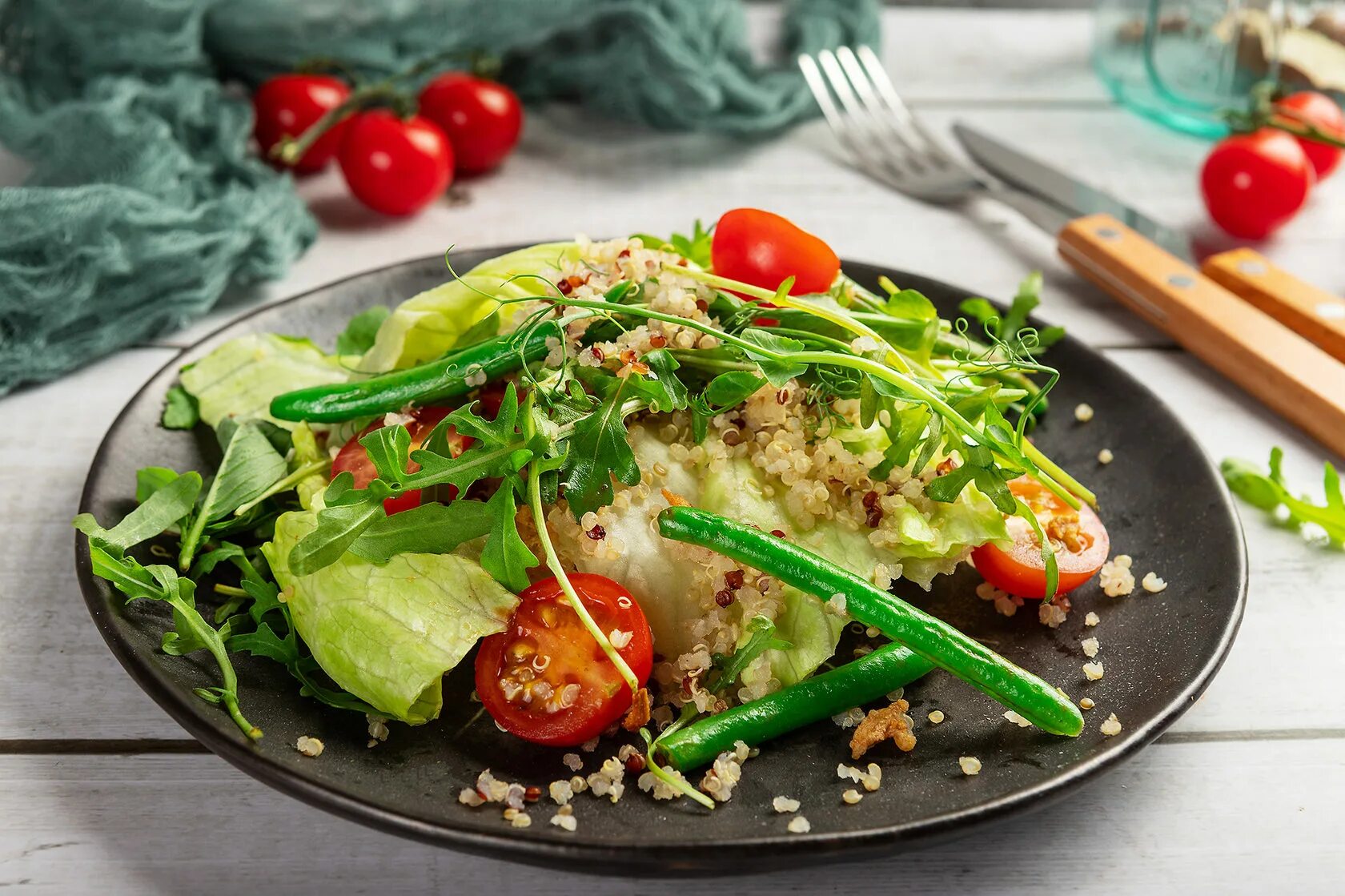 салат с киноа и овощами. оливье шефа ивлева. салат с грушей. салат от шеф повара ивлева. салат портофино.