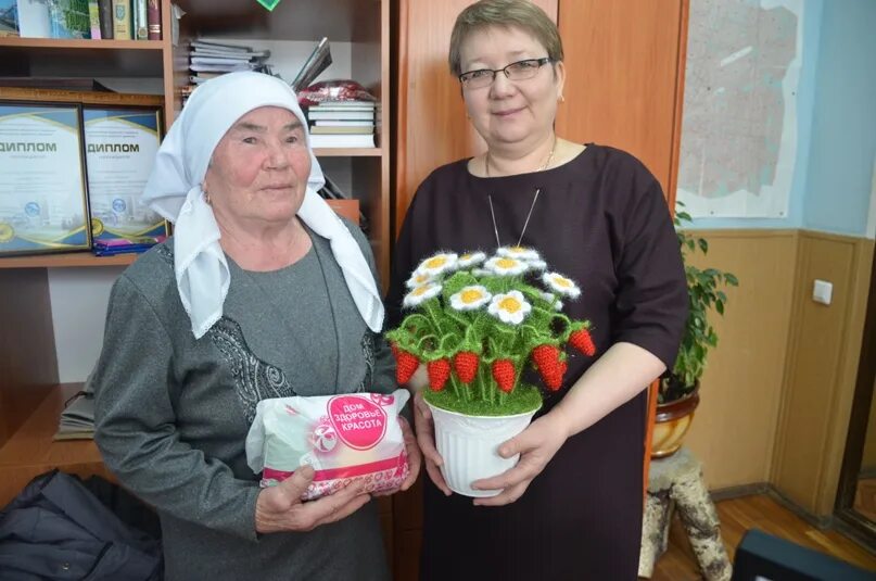 Валерий макаров глава агрызского района. Агрызские вести. Агрызские вести последний. Агрызские вести последний. Агрызские вести последний.