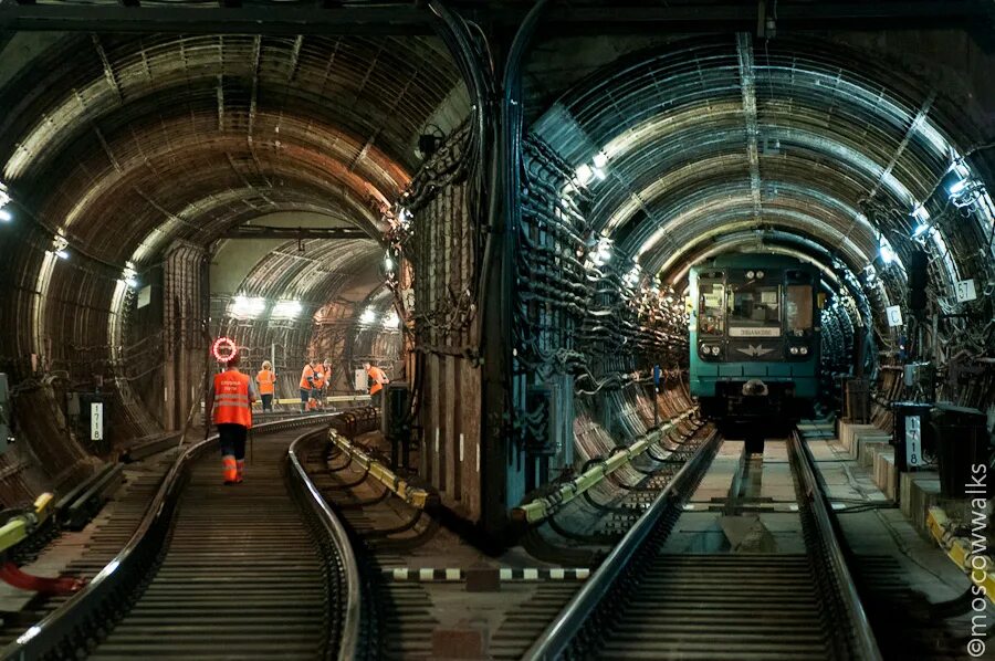 Метро. Тоннель Замоскворецкой линии. Московское метро. Экскурсия в туннель метро.