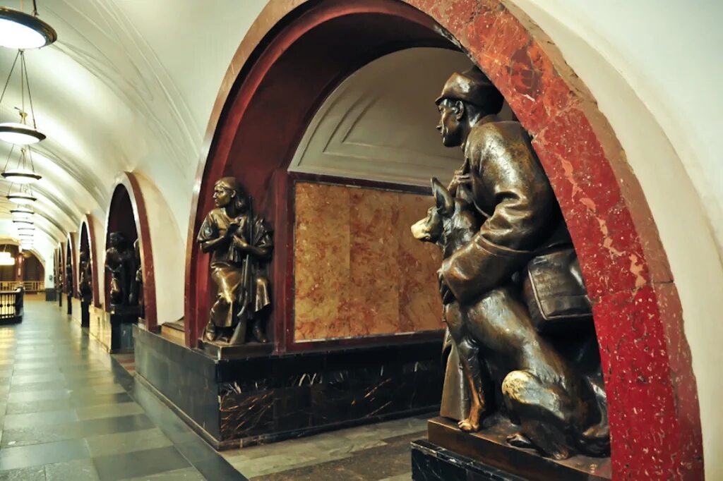 Площадь революции больница. Площадь революции станция метро москва. танции московского метрополитена: &quot;площадь революции&quot;. скульптуры матвея манизера на станции «площадь революции». самые красивые станции московского метро площадь революции.