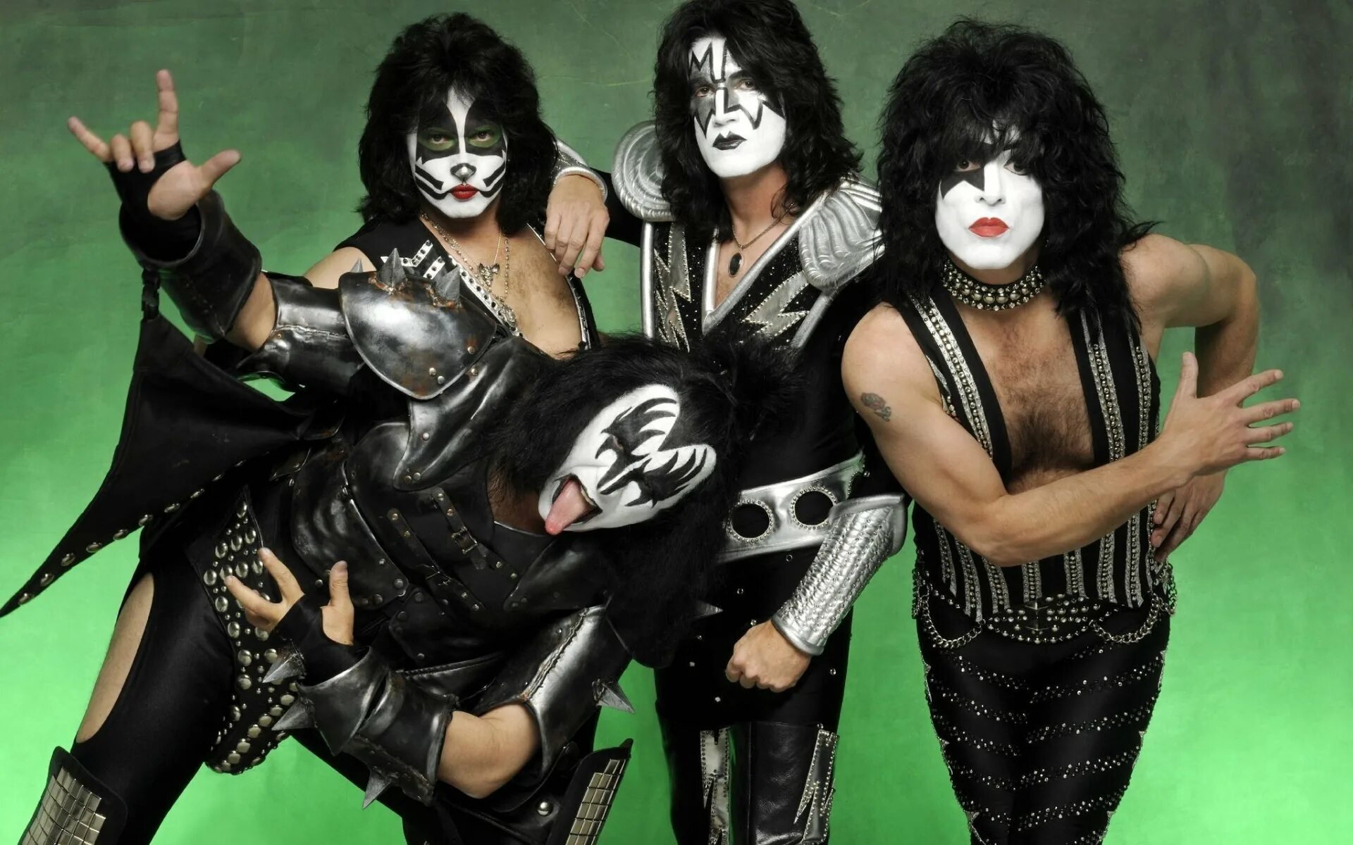 Группа кисс. Группа кисс 2023. Глэм рок группа kiss. Группа kiss. Paul stanley 1996.