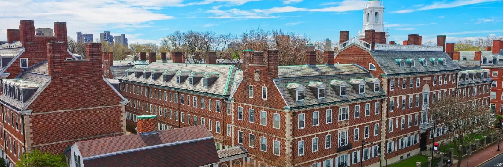 Harvard university cambridge. Город Кембридж штат Массачусетс. Гарвард университет общежитие Кембридж. Гарвардский (г. Кембридж, штат Массачусетс). Кембридж город США.