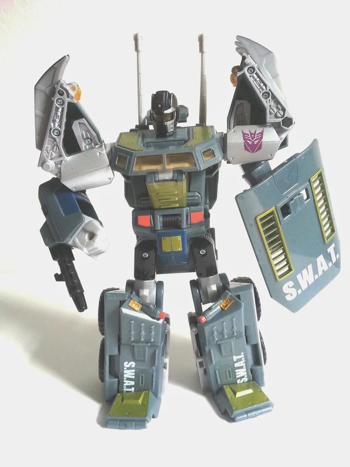 Transformers Universe Онслот. Онслот трансформер игрушка. Transformers Онслот игрушка. Трансформеры 5 Онслот игрушка.