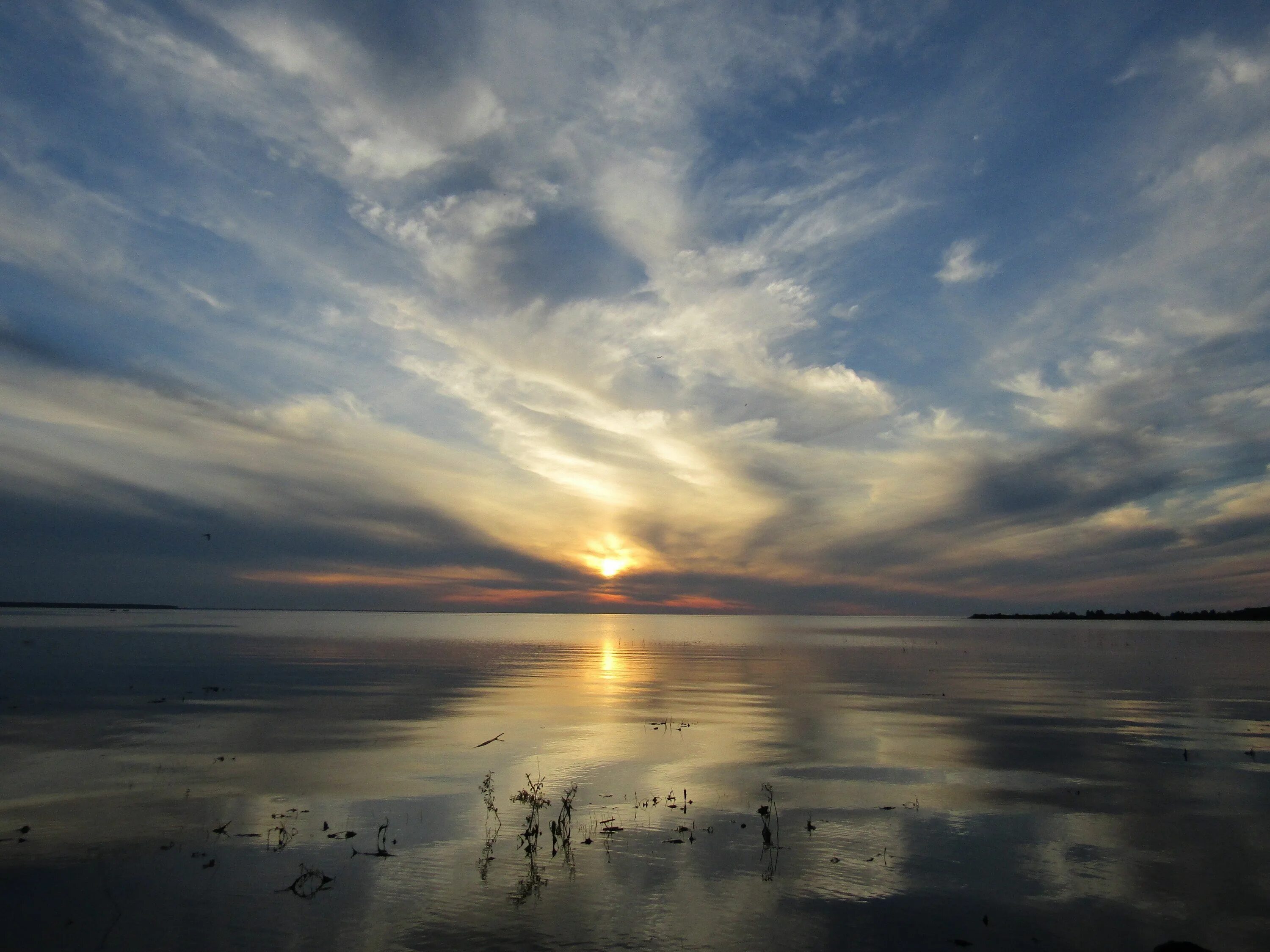 Выход на рыбинское водохранилище. Рыбинское водохранилище Рыбинское водохранилище. Ларионово Рыбинское водохранилище. Кременево Рыбинское водохранилище. Михальково Рыбинское водохранилище.