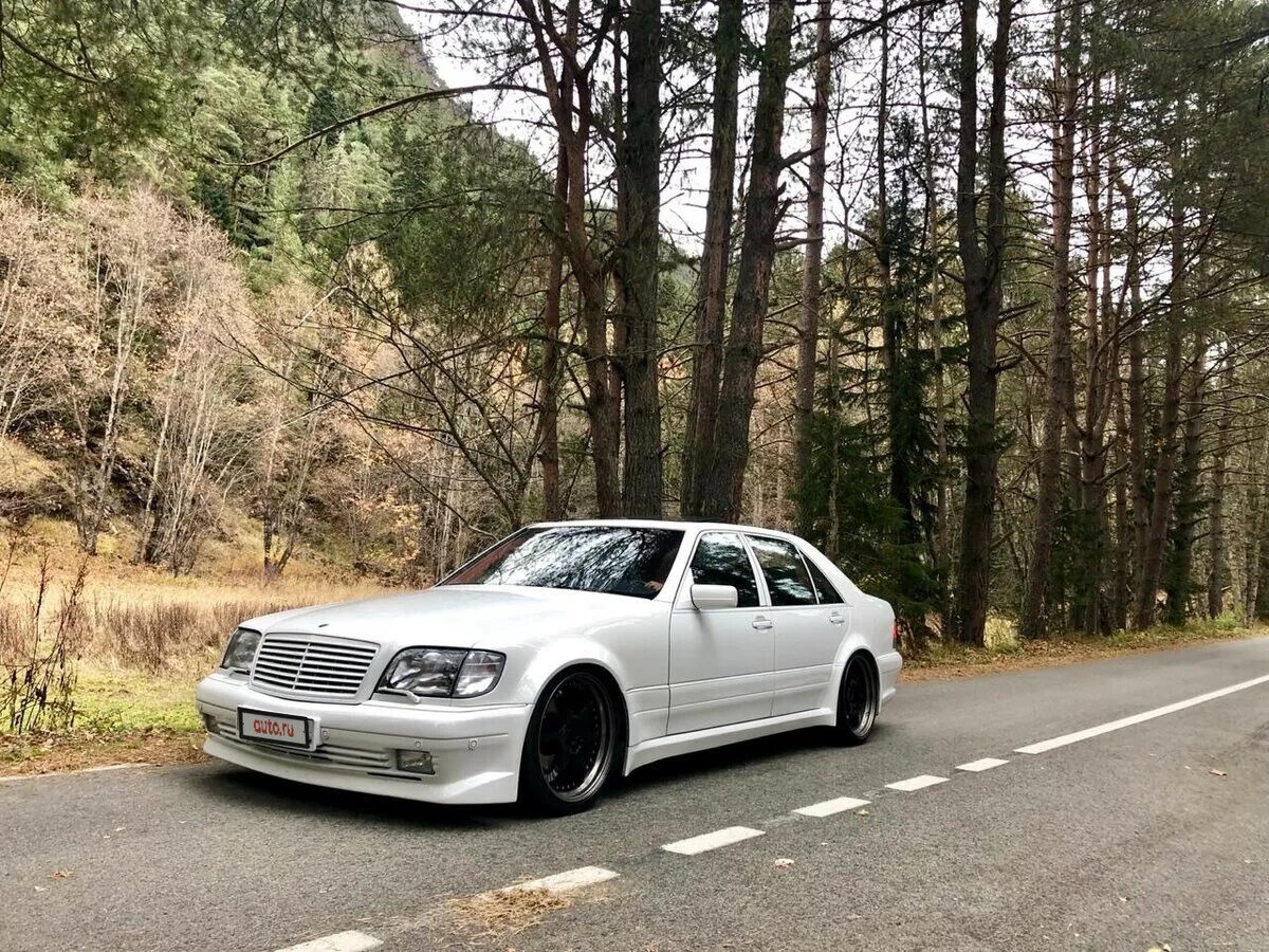 W140 brabus. Мерседес w140 s600. 140 Мерседес s600. Мерседес w140 белый.