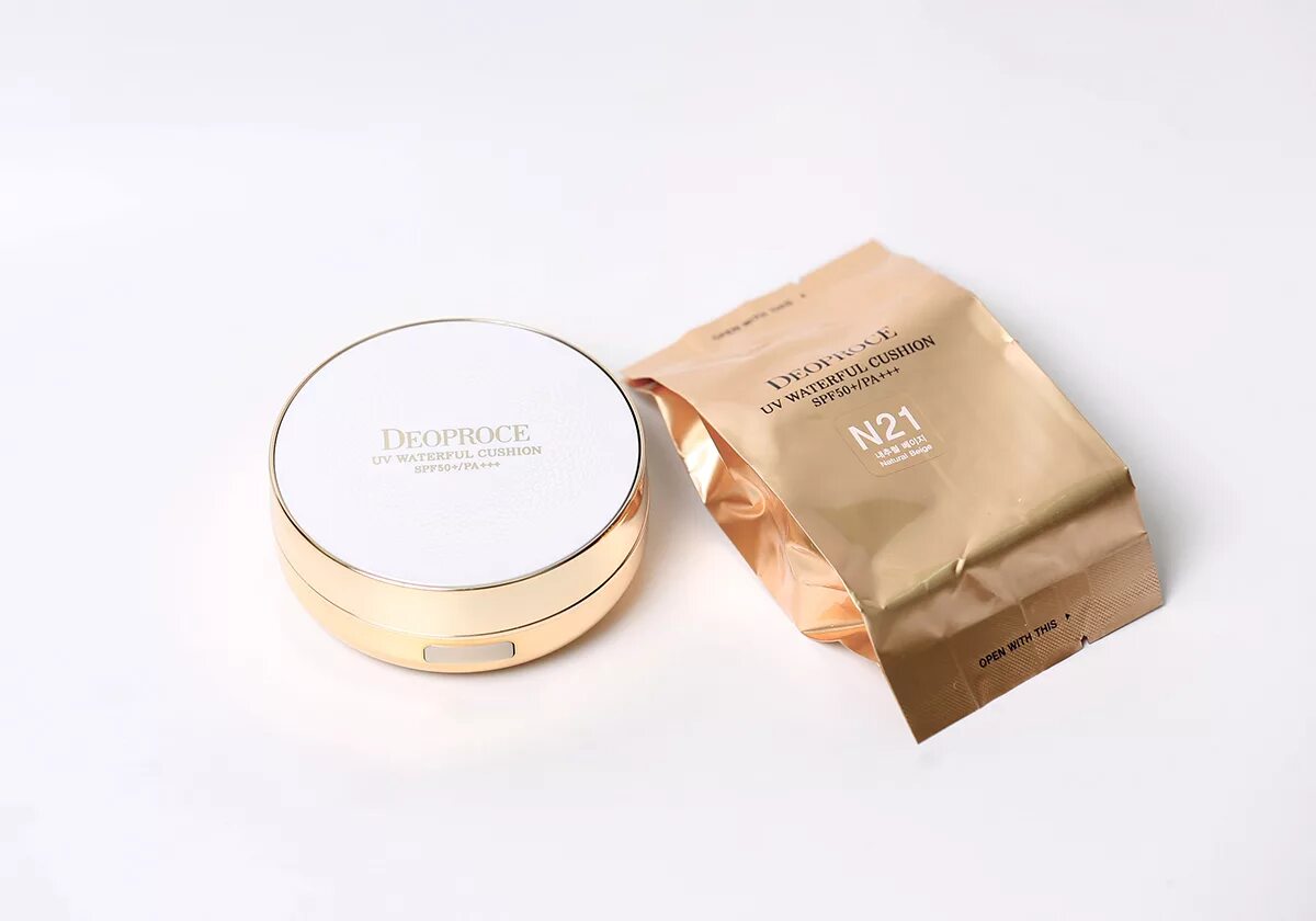 Кушон для лица 50. Тональное средство компактное deoproce uv waterful cushion spf50+/pa+++ 28 g (14g x 2). deoproce uv waterful cushion spf50/pa+++. кушон deoproce uv waterful cushion spf50/pa+++ 23 желтый подтон sand beige. тональные крем пудра кушон.