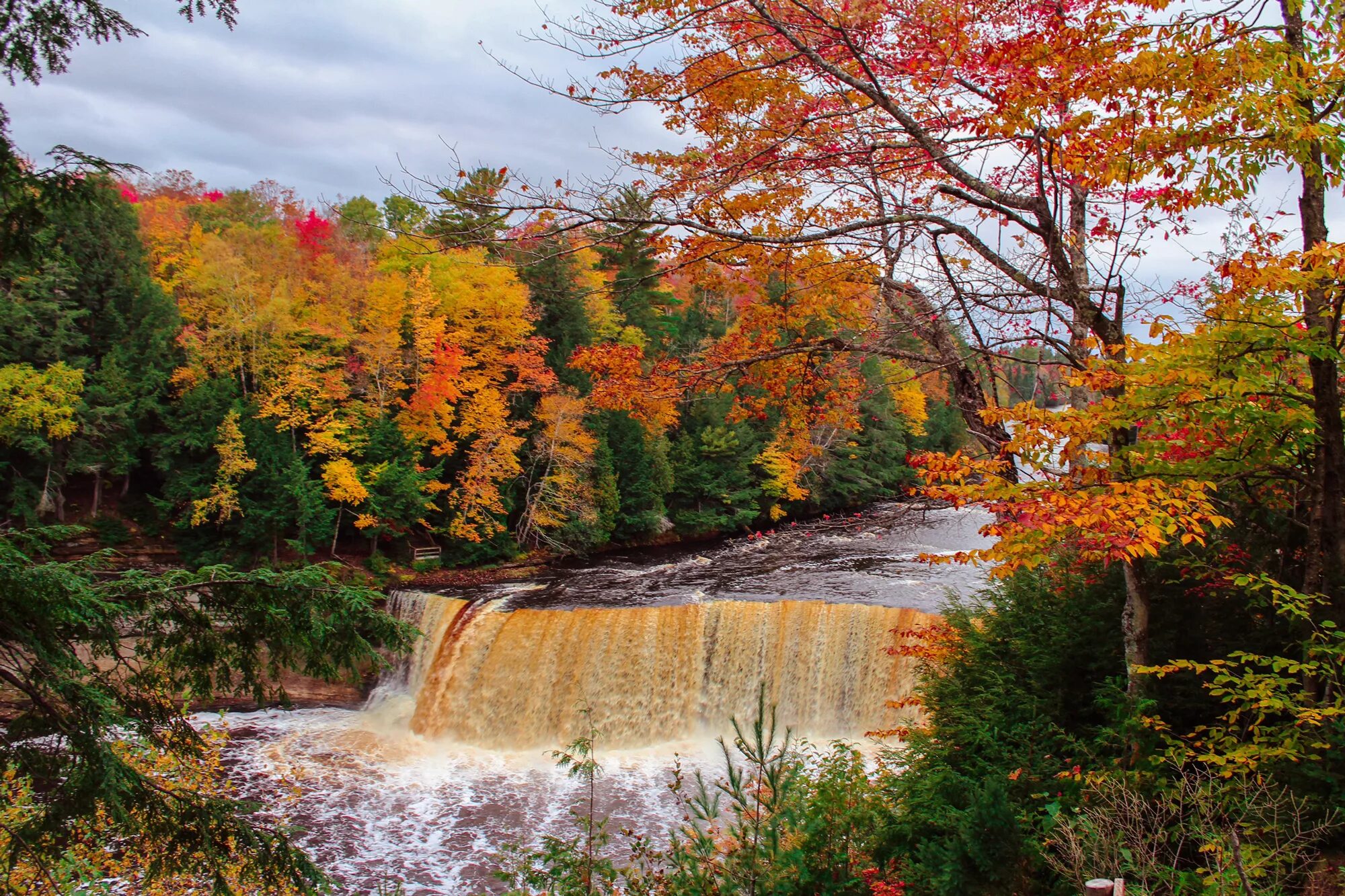 Природа Мичигана осенью. Falls. Things to do in Missouri in the Fall. Dunyoning Eng go'zal Manzaralari. Fall state