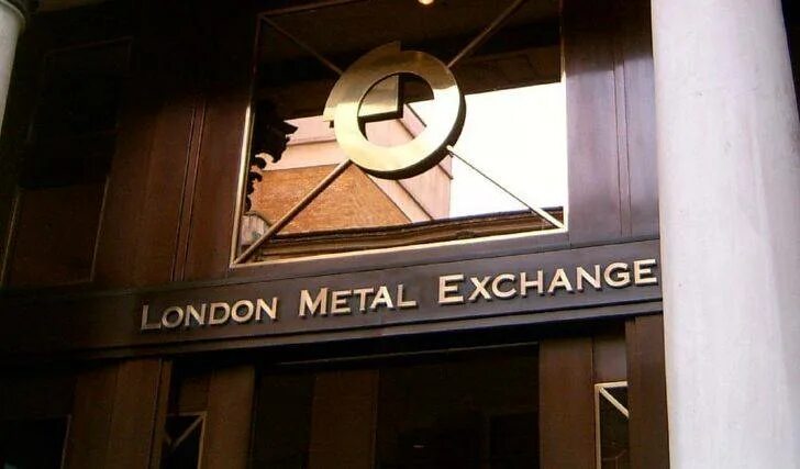 Lme лондонская биржа. ) лондонская биржа металлов lme (the london metal exchange). Лондонская биржа здание. Лондонская биржа цветных металлов. Лондонская биржа цветных металлов.