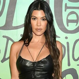 Kourtney Kardashian Calls Out Kim, Kylie and Kendall Jenner With Lingerie P...