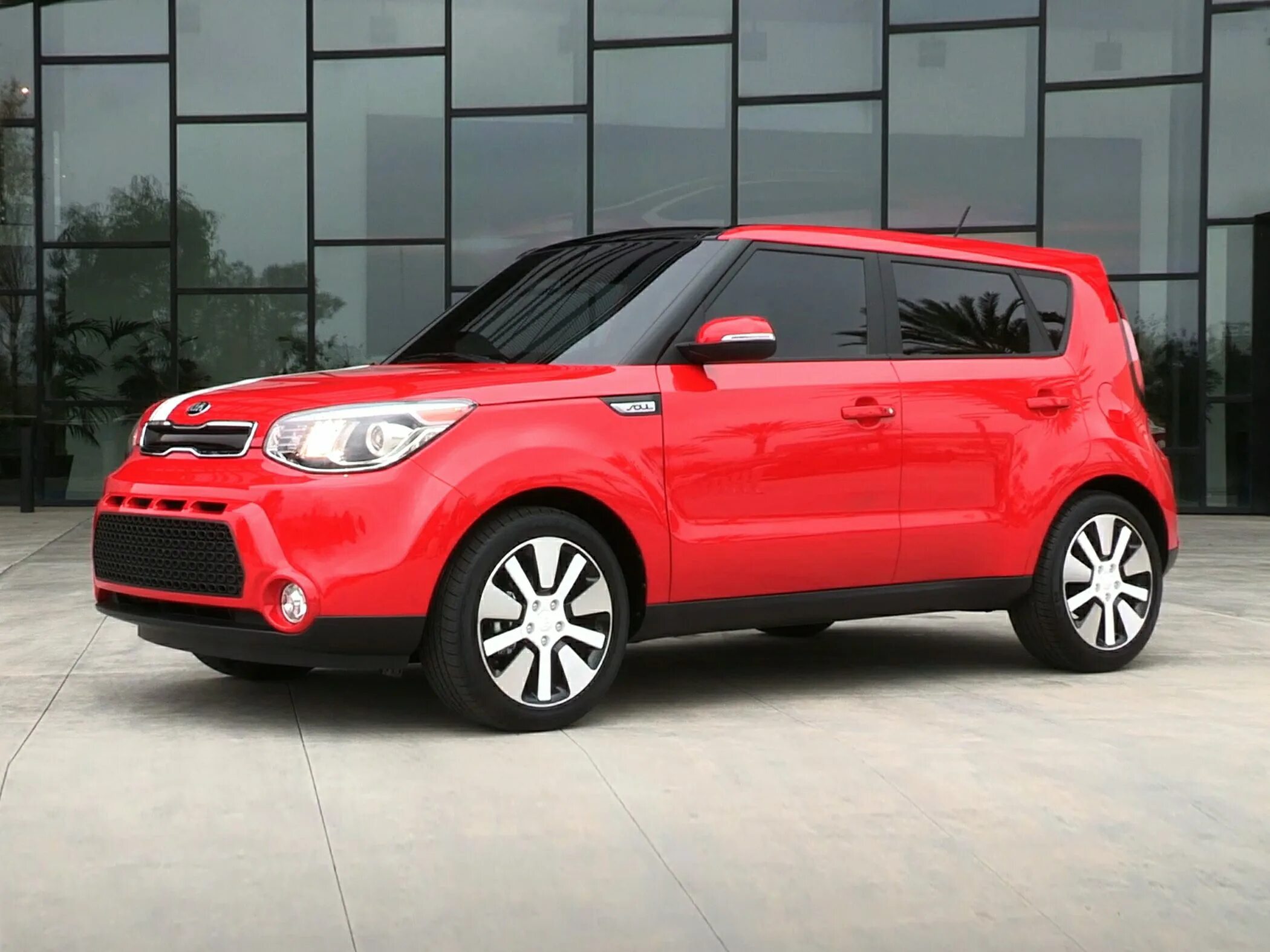 Киа соул радиус. Kia Soul. Kia Soul 2014. Kia Soul 2016. Киа соул 2 2016.