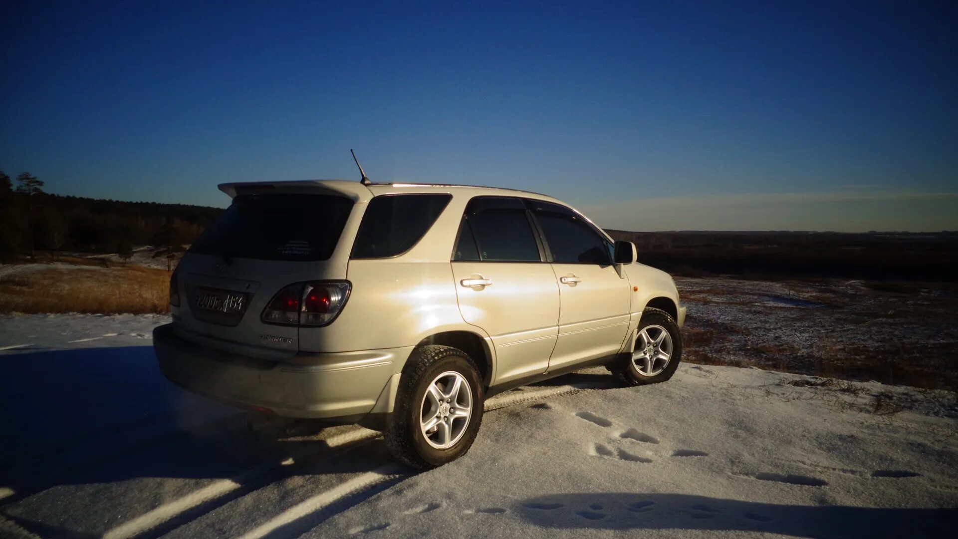 Toyota harrier mcu35. Toyota harrier i (xu10). Харриер новосибирск. Toyota harrier 2. Харьер гибрид 2020г цвет мокрый асфальт.