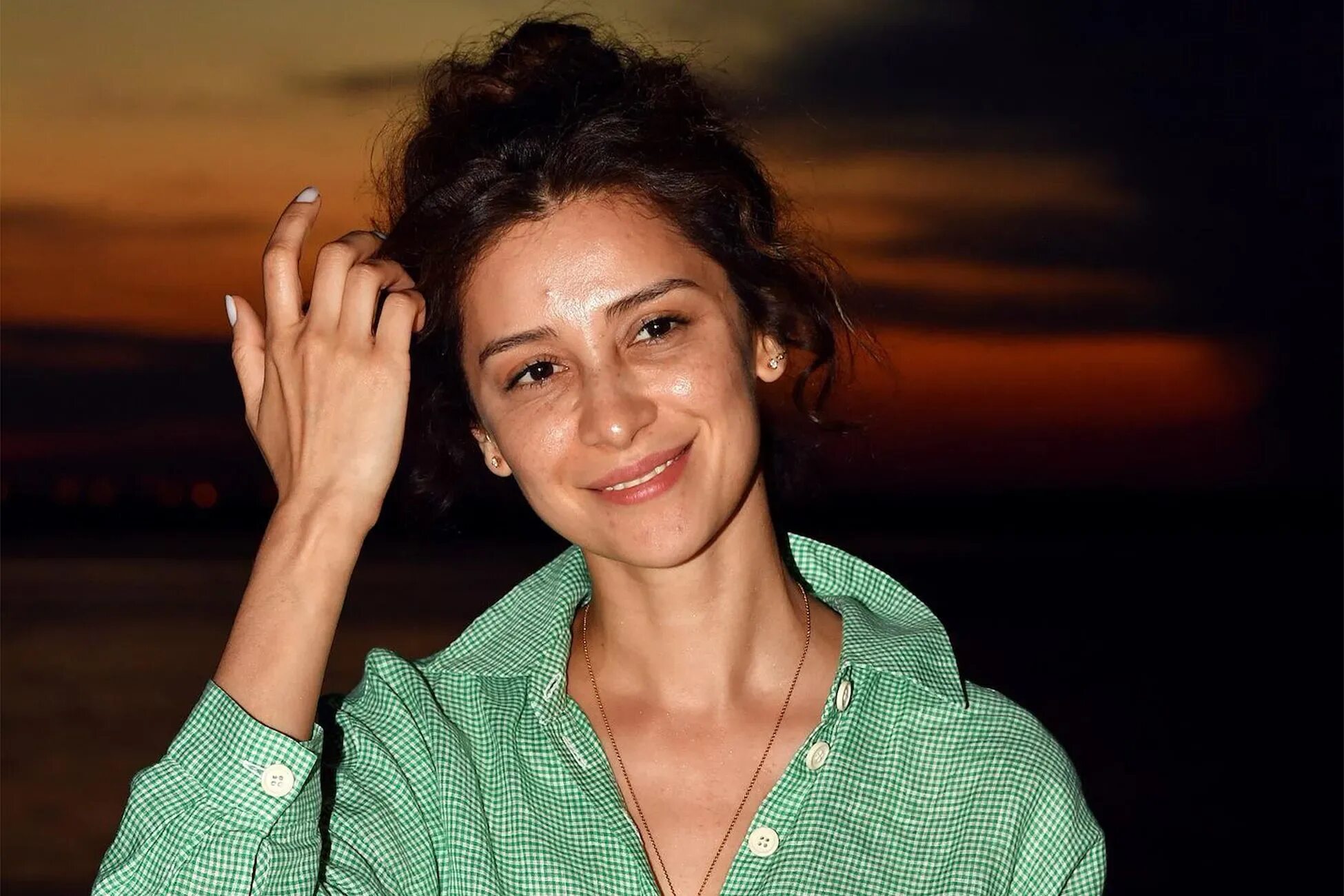 Равшана куркова. Равшана куркова 2022. Куркова, равшана бахрамовна. Равшана куркова. Равшана куркова что с голосом.