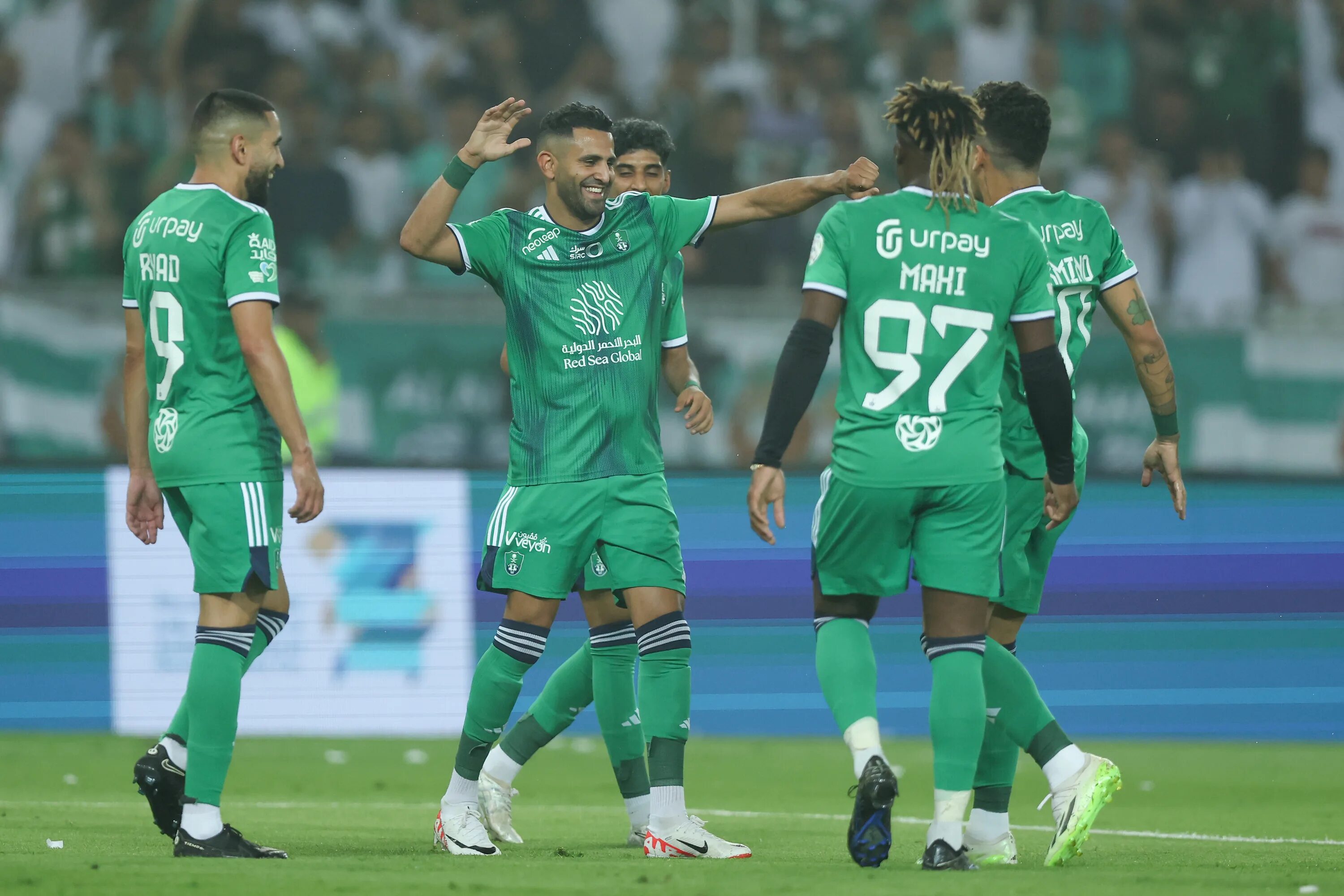 Saudi pro league. Чемпионат Саудовской Аравии по футболу 2023. Saint-Maximin футболист в Аль Ахли. Аль-Шабаб – Аль-Наср | Чемпионат Саудовской Аравии. Чемпионат Саудовской Аравии по футболу 2023 2024 года.