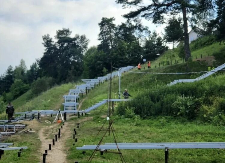 Земная поверхность калужской области. Овраг в боровске. Овраг текижа боровск. Земная поверхность калужской области. Боровск косой овраг.
