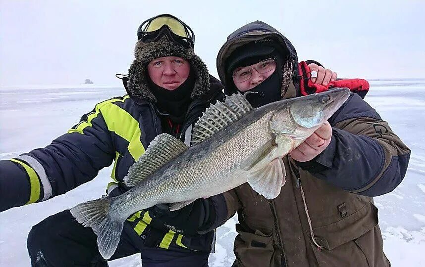 Погода на камском устье 10 дней подробно. Камские просторы Камское Устье. Рыбалка Затон Камское Устье. База Затон Камское Устье. Камские просторы база отдыха Камское Устье.