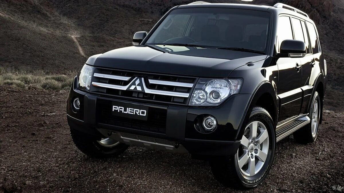 Mitsubishi pajero v6. Mitsubishi Pajero 4. Mitsubishi Pajero 4 2006. Mitsubishi Pajero IV 2006. Мицубиси Паджеро 2006.