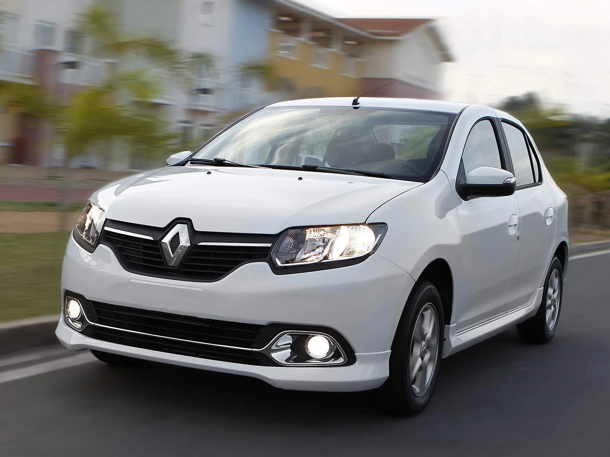 Машина рено б у. Рено Логан 2. Ренаулт Логан. Renault Logan 10. Renault Logan 2014.