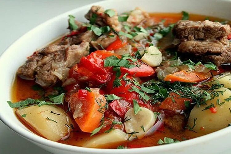 Правильная хашлама. Армянская кухня хашлама. суп хашлама из говядины. хашлама грузинская. хашлама телятина.