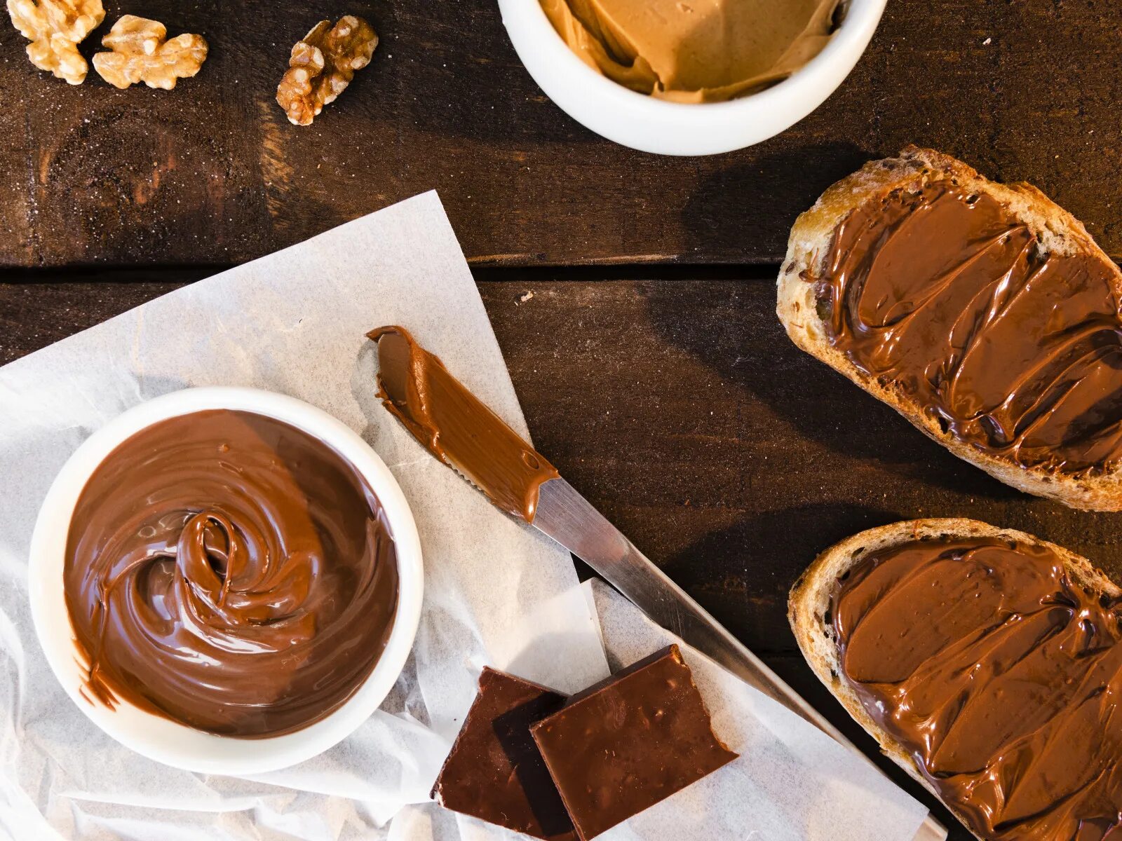 Шоколад без сливочного масла. Шоколадная паста натс. Шоколадная паста Chocolate. Шоколад и шоколадная паста. Шоколадная паста на хлебе.