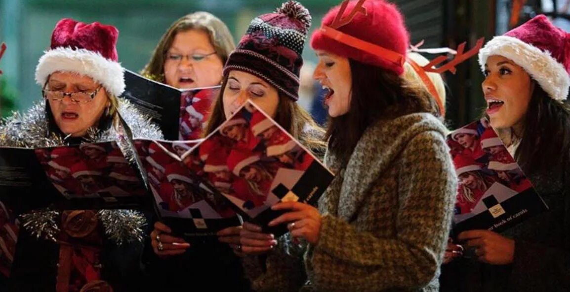 Рождественский Кэрол. Christmas Carol singing. Рождество в Великобритании. Колядки в Германии на Рождество. Новый год хорам